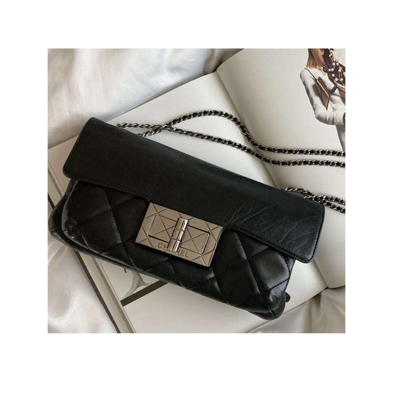シャネル CHANEL 2.55 チェーンショルダーバッグ | Advanced Style シャネル CHANEL 2.55 チェーンショルダーバッグ | Advanced Style
