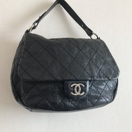 シャネル CHANEL オンザロード　ショルダーバッグ