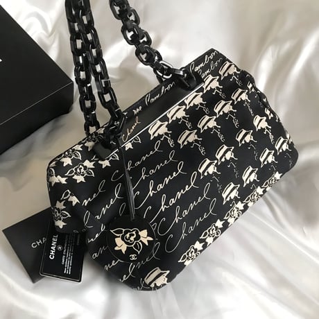 シャネル CHANEL クルーズライン　プラチェーン　ハンドバッグ