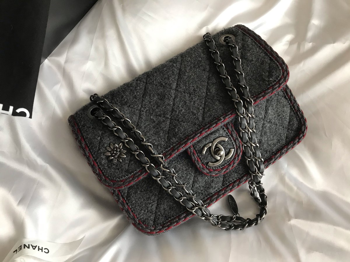シャネル CHANEL ウール マトラッセ フラップバッグ | Advanced Style