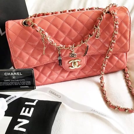 シャネル CHANEL マトラッセ エナメル　チェーンショルダーバッグ