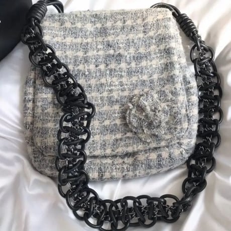 シャネル CHANEL カメリア　ツイードショルダーバッグ