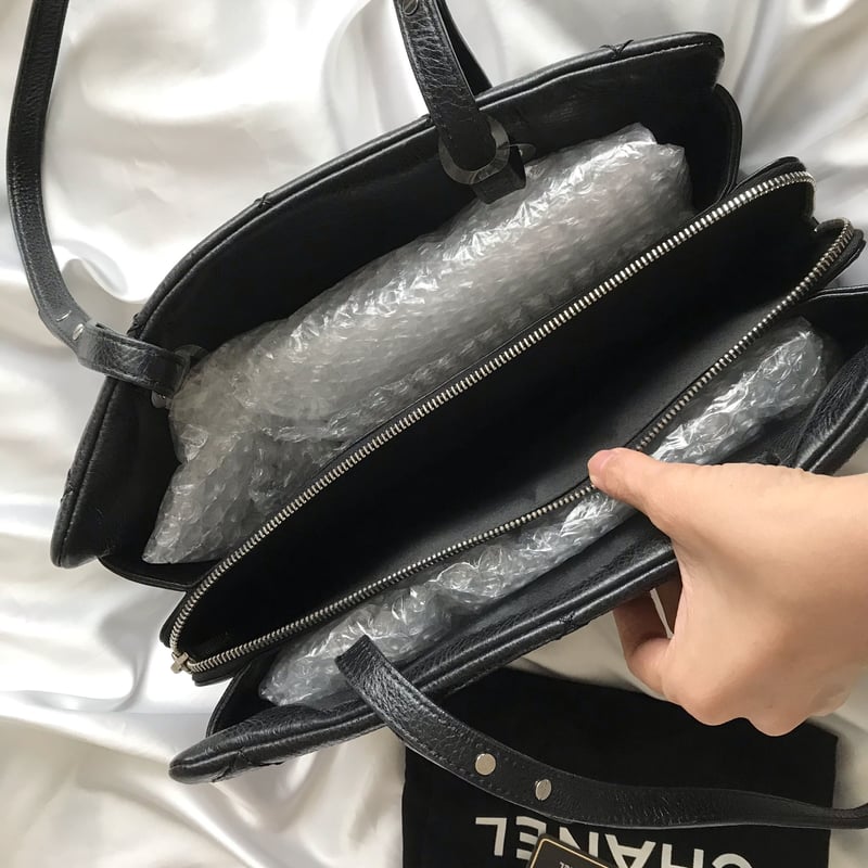 美品 CHANEL オンザロード ショルダーバッグ - maoquealimenta ...