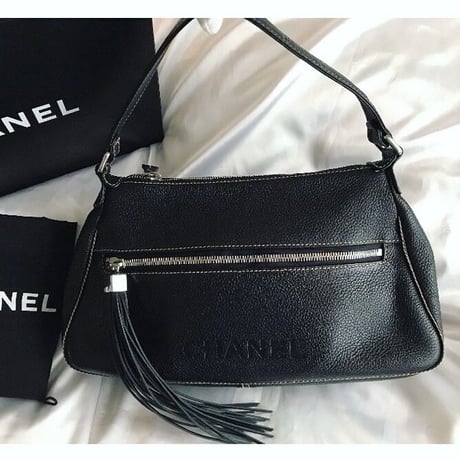 シャネル CHANEL キャビアスキン　フリンジ ショルダーバッグ