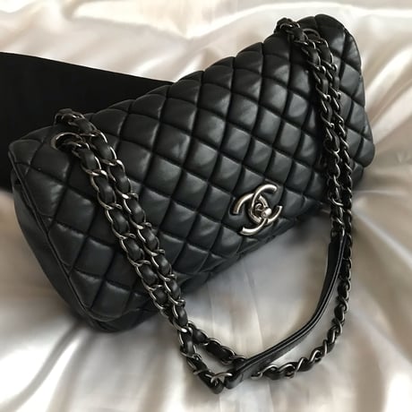 シャネル CHANEL クラッシックマトラッセ ショルダーバッグ