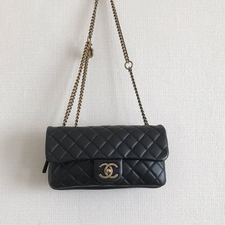 シャネル　CHANEL マトラッセ ゴールドチェーン　バッグ
