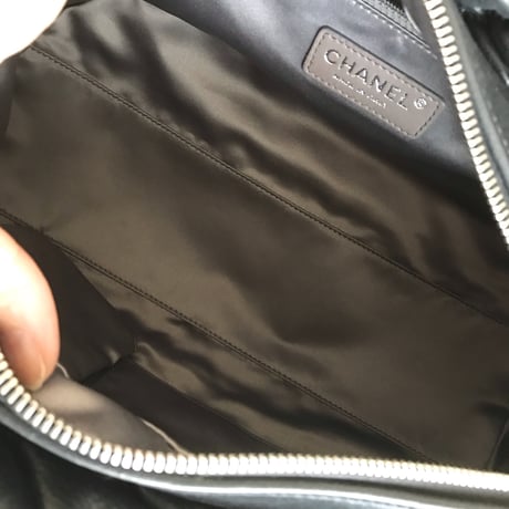 シャネル CHANEL バブルキルト　ブラックレザー　ショルダーバッグ