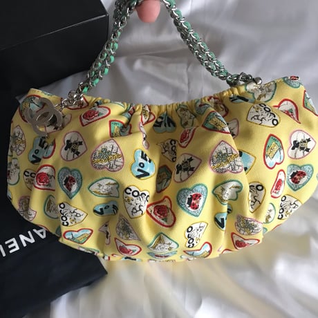 シャネル　CHANEL バレンタイン限定　バッグ