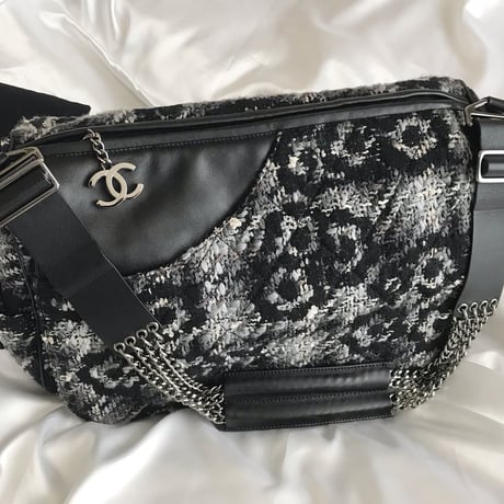 シャネル CHANEL カメリア柄　ツイードチェーンバッグ