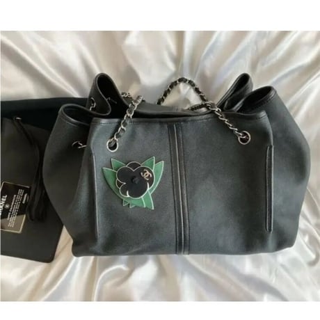 シャネル　CHANEL マットキャビアスキン　トートバッグ