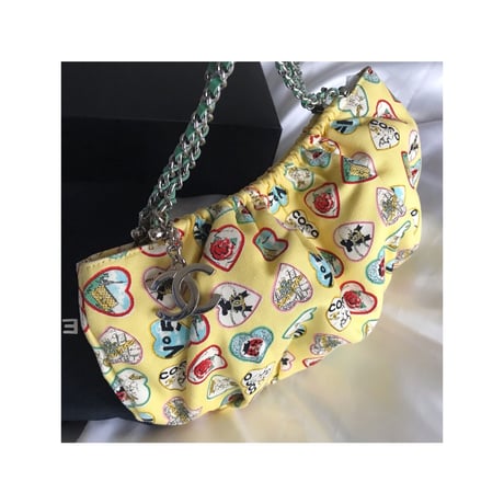 シャネル　CHANEL バレンタイン限定　バッグ