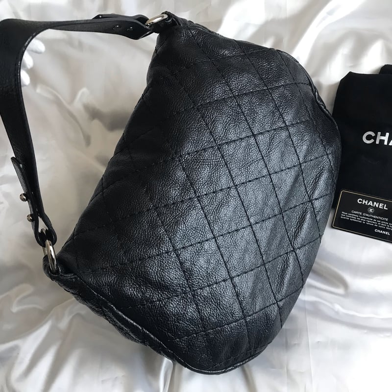 シャネル CHANEL オンザロード ショルダーバッグ | Advanced Style シャネル CHANEL オンザロード ショルダーバッグ | Advanced Style