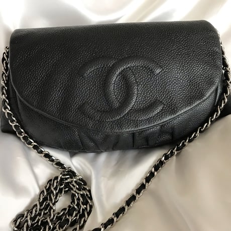 シャネル　CHANEL ハーフムーン　チェーンウォレットバッグ
