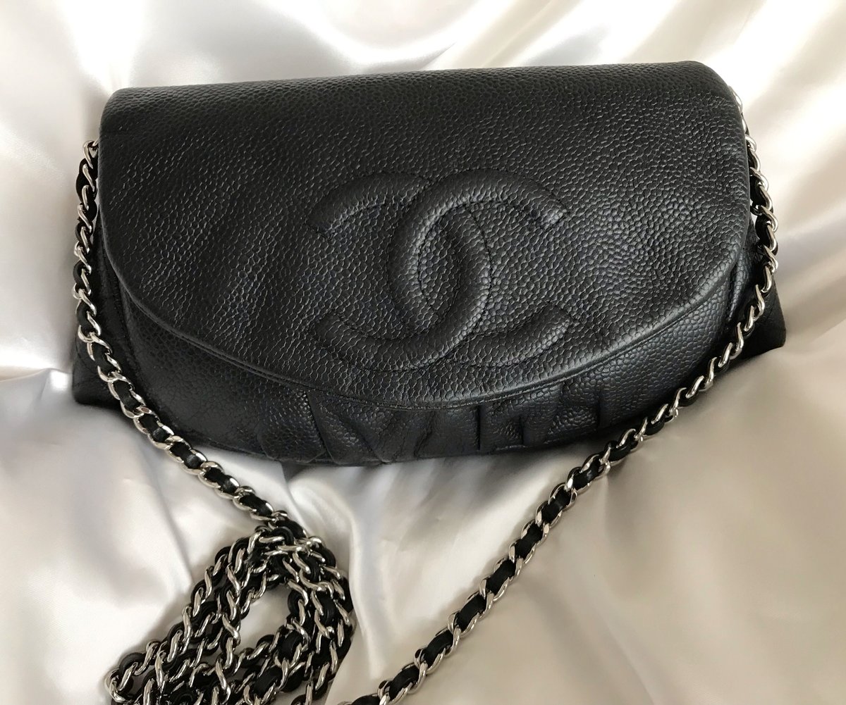 シャネル CHANEL ハーフムーン チェーンウォレットバッグ | Advanced Style