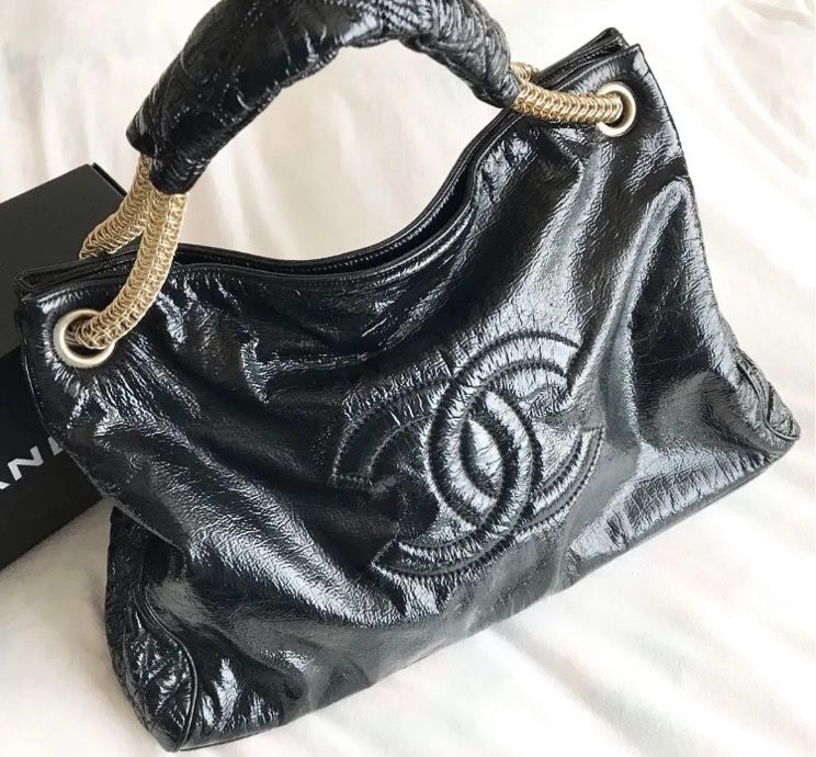 シャネル CHANEL エナメル ショルダーバッグ | Advanced Style