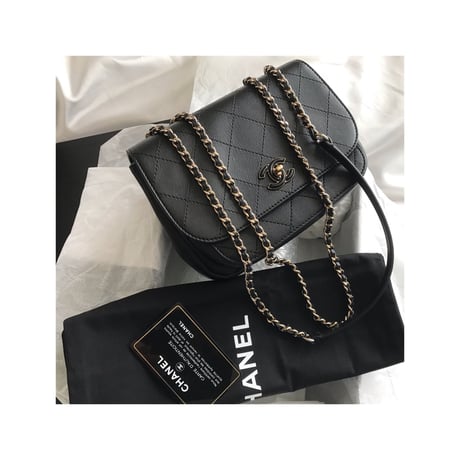 シャネル　CHANEL ミニマトラッセ ショルダーバッグ