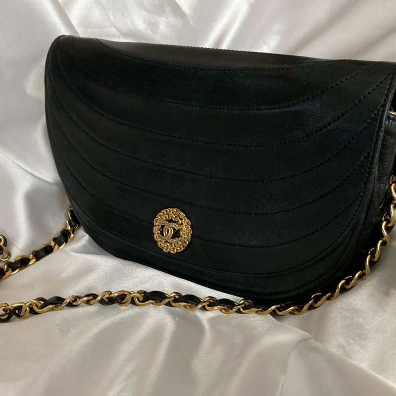 専用♡    シャネル　CHANEL ハーフムーン　チェーンショルダーバッグ