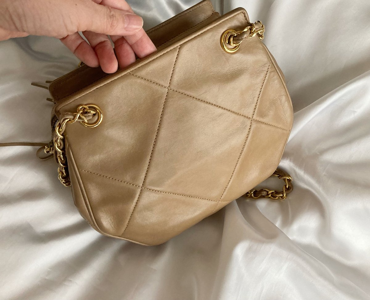 ブランド品専門の CHANEL シャネルフリンジバッグ ショルダーバッグ ブランド品専門の CHANEL シャネルフリンジバッグ ショルダーバッグ