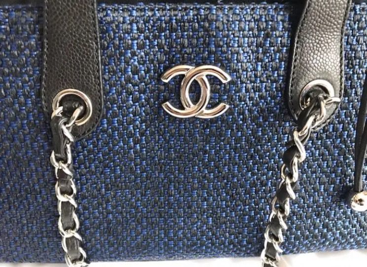 【CHANEL】ちょっとしたおでかけに★シャネル ショルダーバッグ 楽天市場】シャネル チェーンアラウンド ショルダーバッグの通販