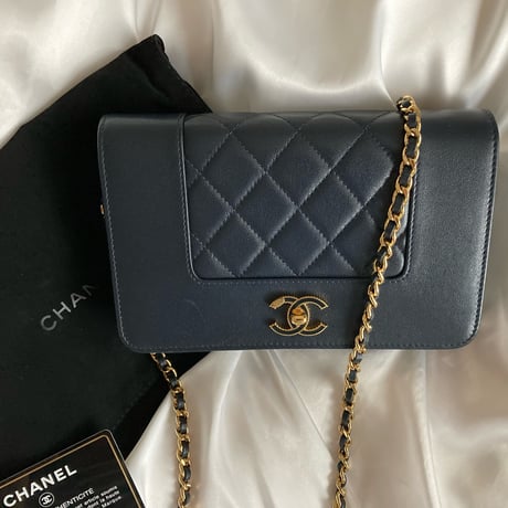 シャネル　CHANEL マドモアゼル  チェーンウォレットバッグ