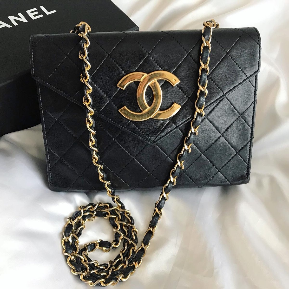 超美品 CHANEL デカココ ミニトート＆ショルダーバッグ スエード 少し難有 シャネル CHANEL デカココ ミニマトラッセ ショルダーバッグ