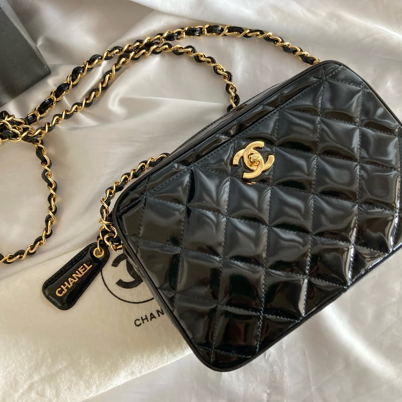 CHANEL シャネル パテント マトラッセ チェーンバッグ 斜めがけ