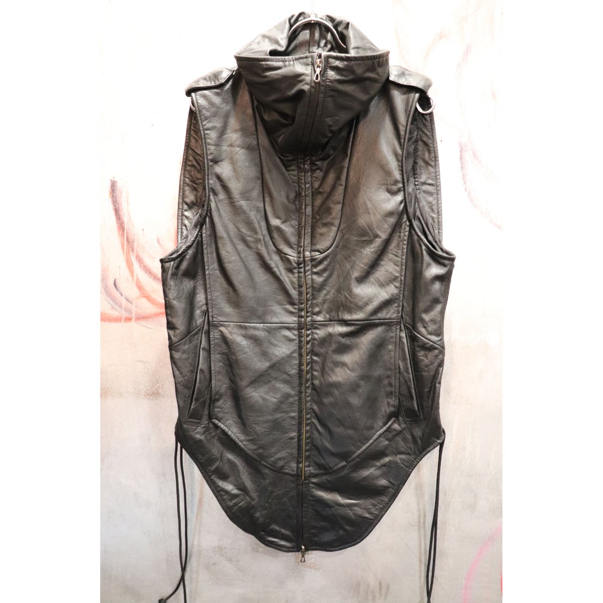 (ヤスユキイシイ)レザーベスト fit=scale-down,w=1200