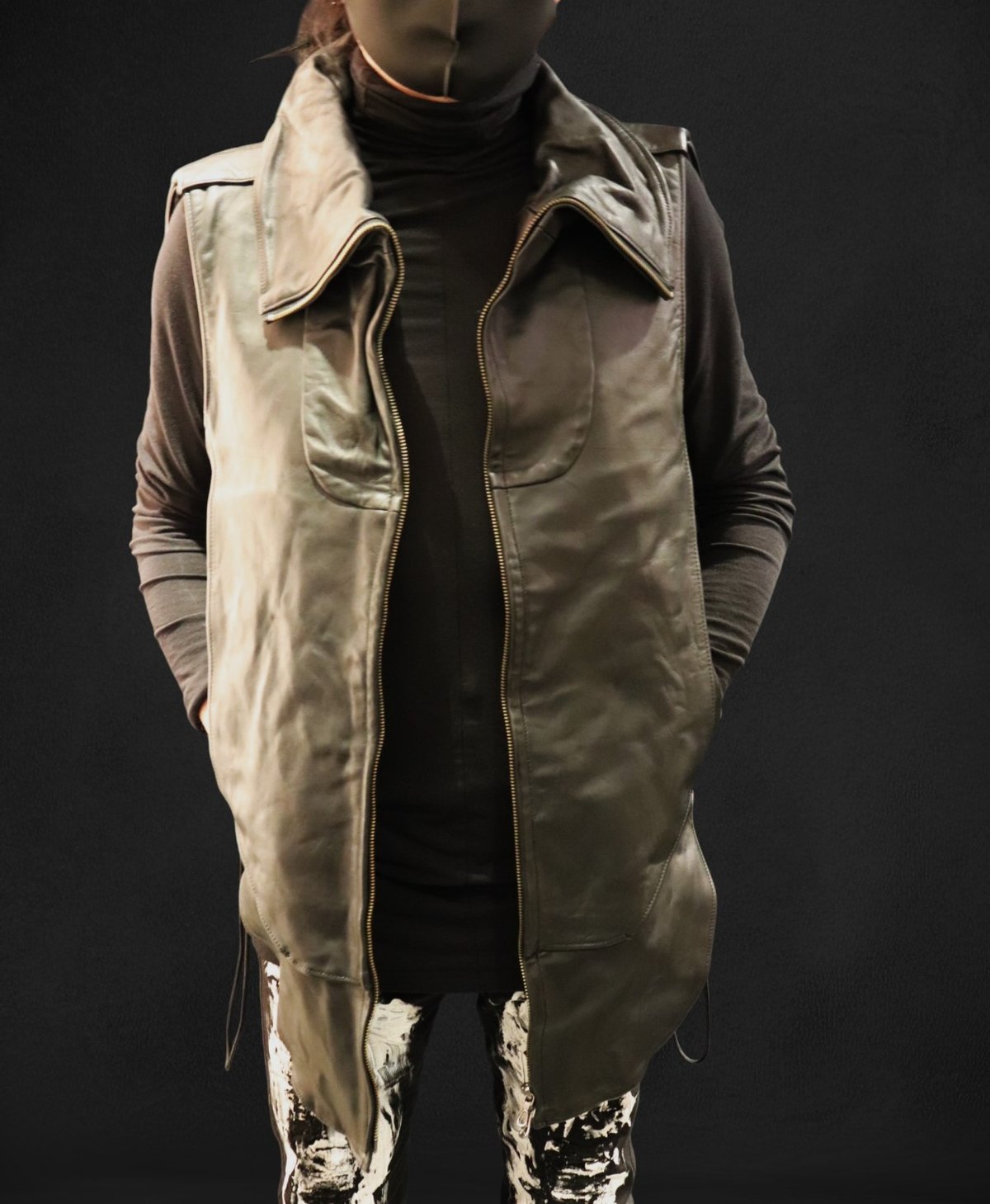 (ヤスユキイシイ)レザーベスト YASUYUKI ISHII 2020AW 231602 レザーベスト | インダーナフト