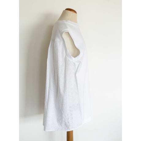 TOUJOURS Sleeveless Combination T-Shirt
