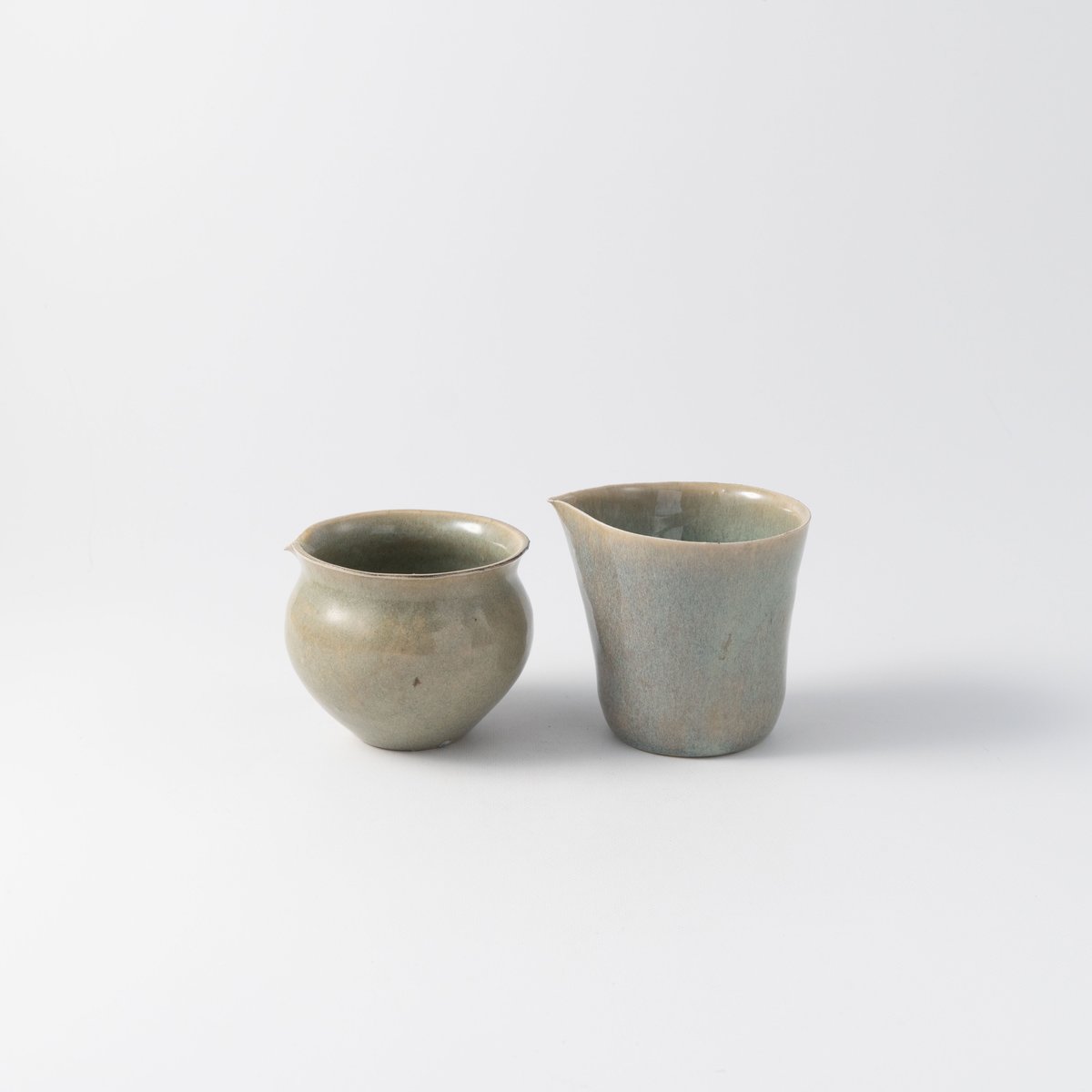 三笘修　朧釉　茶壺　茶杯(2客) セット　新品・未使用　小慢安渓鉄観音茶付き 三笘修 朧釉茶海 | ぶどうのたね