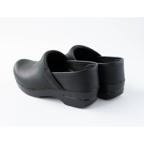 dansko PROFESSIONAL OILED