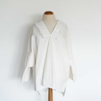 TOUJOURS　Fringe Lace Poncho