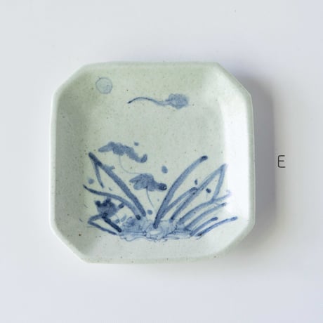 吉田崇昭　染付八角形絵替り皿