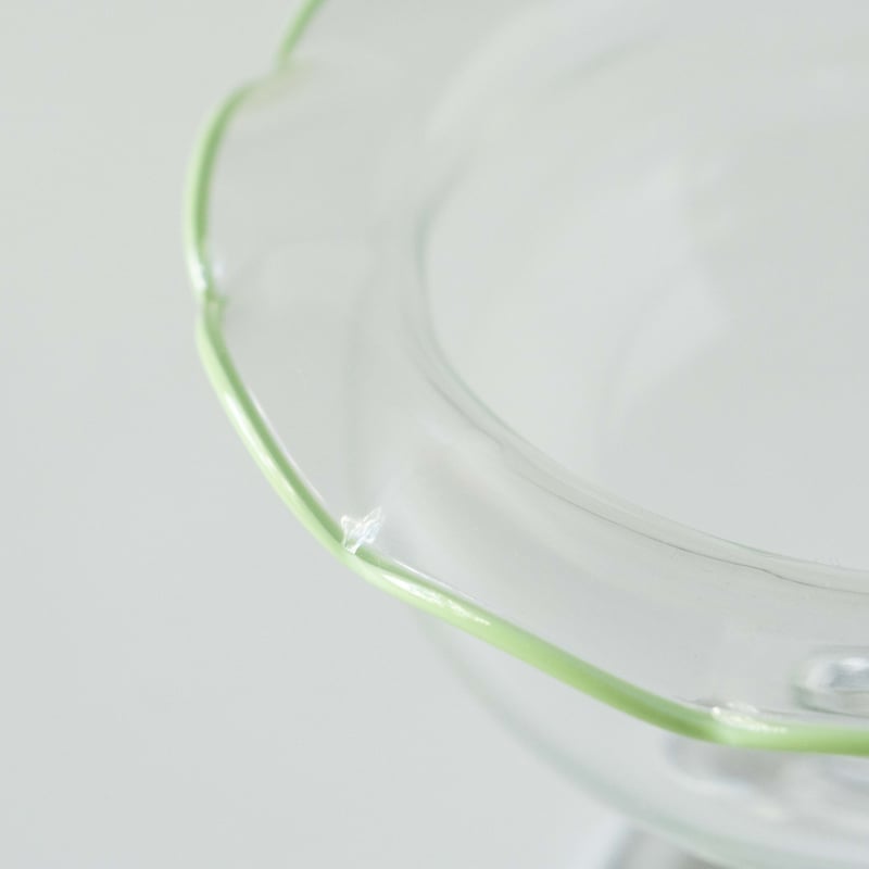 澤田和香奈 Frill-Dessert Cup-LL | ぶどうのたね