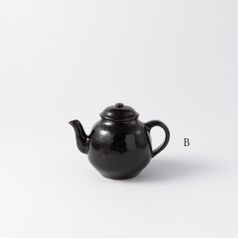 三笘修 急須 ポット お茶 三笘修 玄釉ティーポット | ぶどうのたね