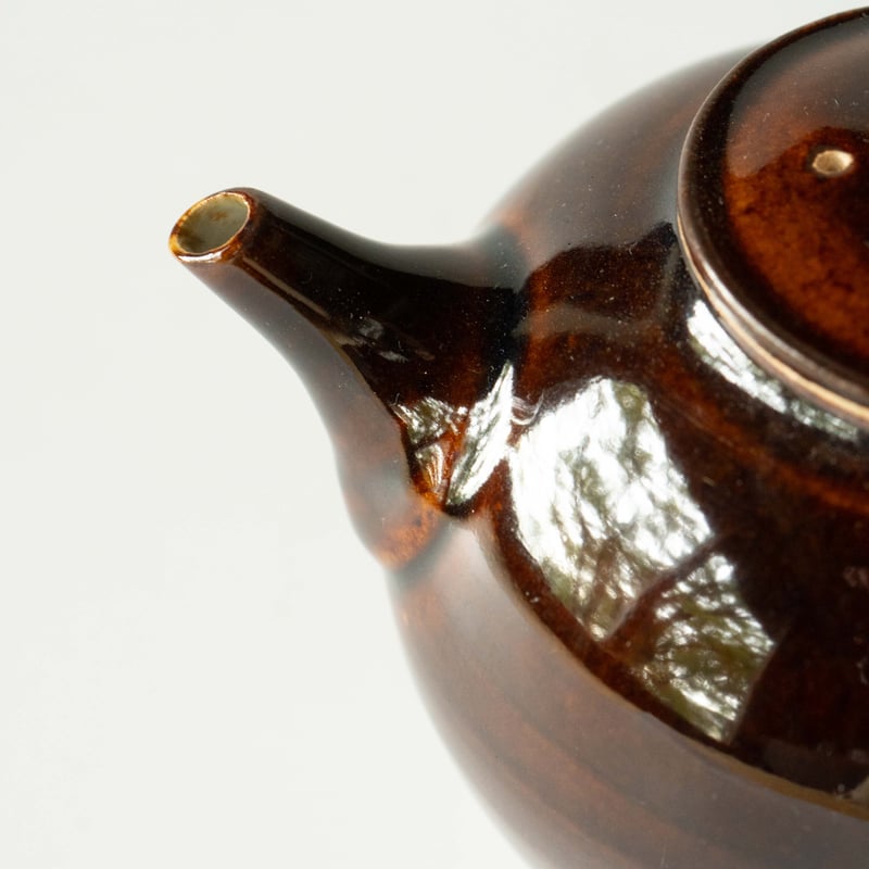 郡司製陶所 ポット | ぶどうのたね