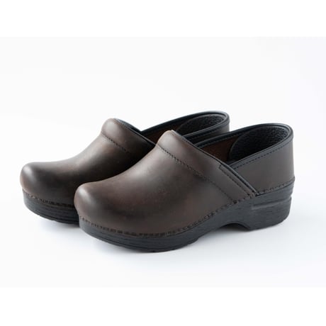 dansko PROFESSIONAL OILED
