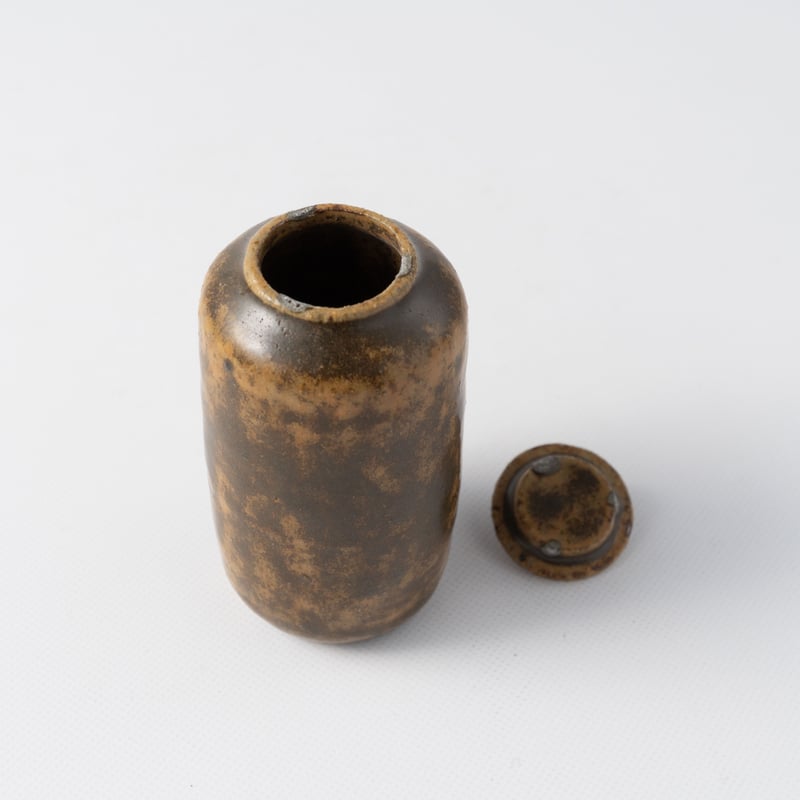 煎茶 黄釉 茶入 玉鳳作 DT325 三笘修 黄石釉茶入 | ぶどうのたね