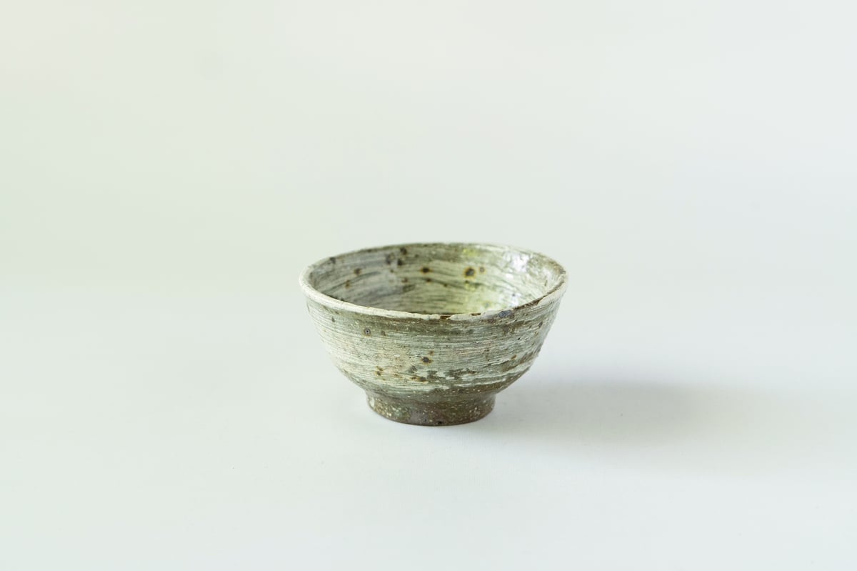 井上茂 陶器製飯碗（2個セット） 井上茂 陶器製飯碗（2個セット） Amazon.co.jp: 井上茂 彫三島 飯碗