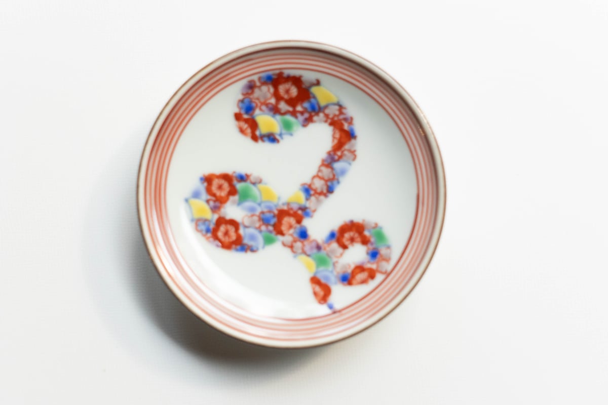 たなかふみえさん 干支小皿 辰&巳 たなかふみえ 干支小皿 巳 | ぶどうのたね