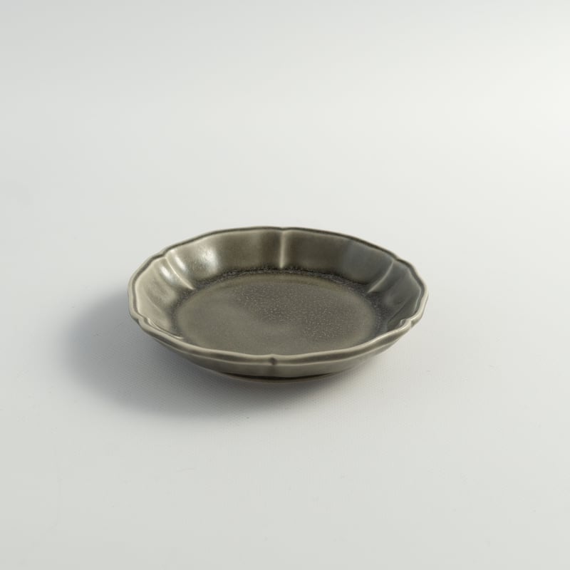 阿部慎太朗 花形深まめ皿 | ぶどうのたね