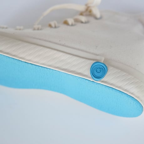 SHOES LIKE POTTERY HI white