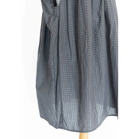 TOUJOURS Pleated Sleeveless  Long Shirt [ Ink Khaki]
