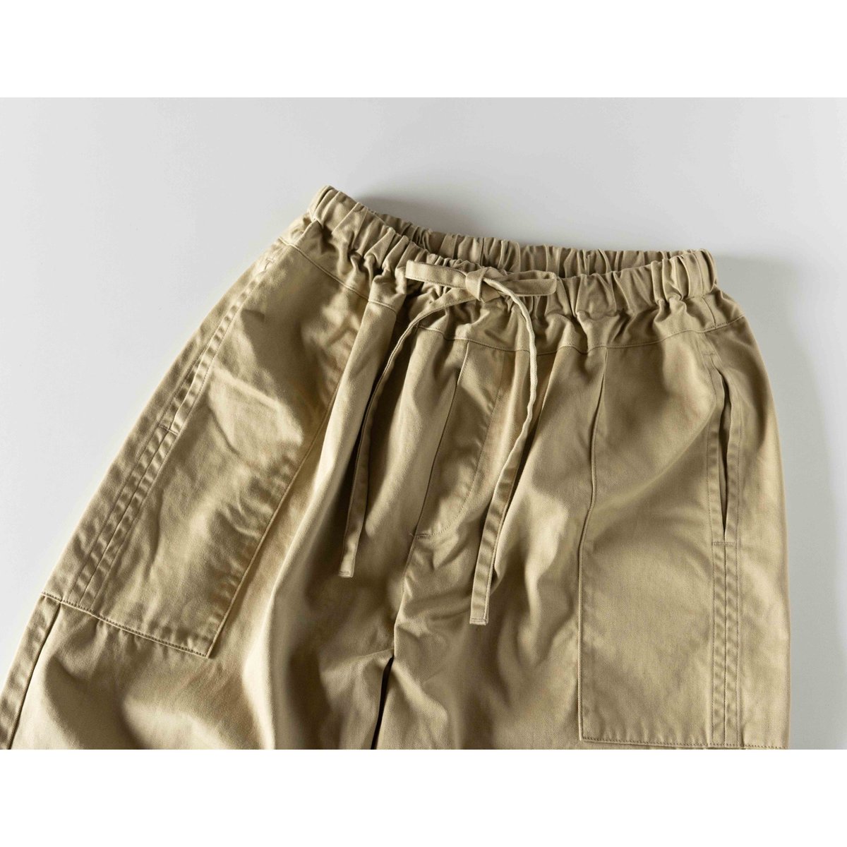 homspun【23AW】高密度ウェポン ギャザーパンツ homspun 高密度ウェポン ギャザーパンツ グリーン homspun 通販