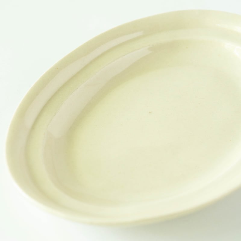 大江憲一 2段リムオーバル皿M | ぶどうのたね