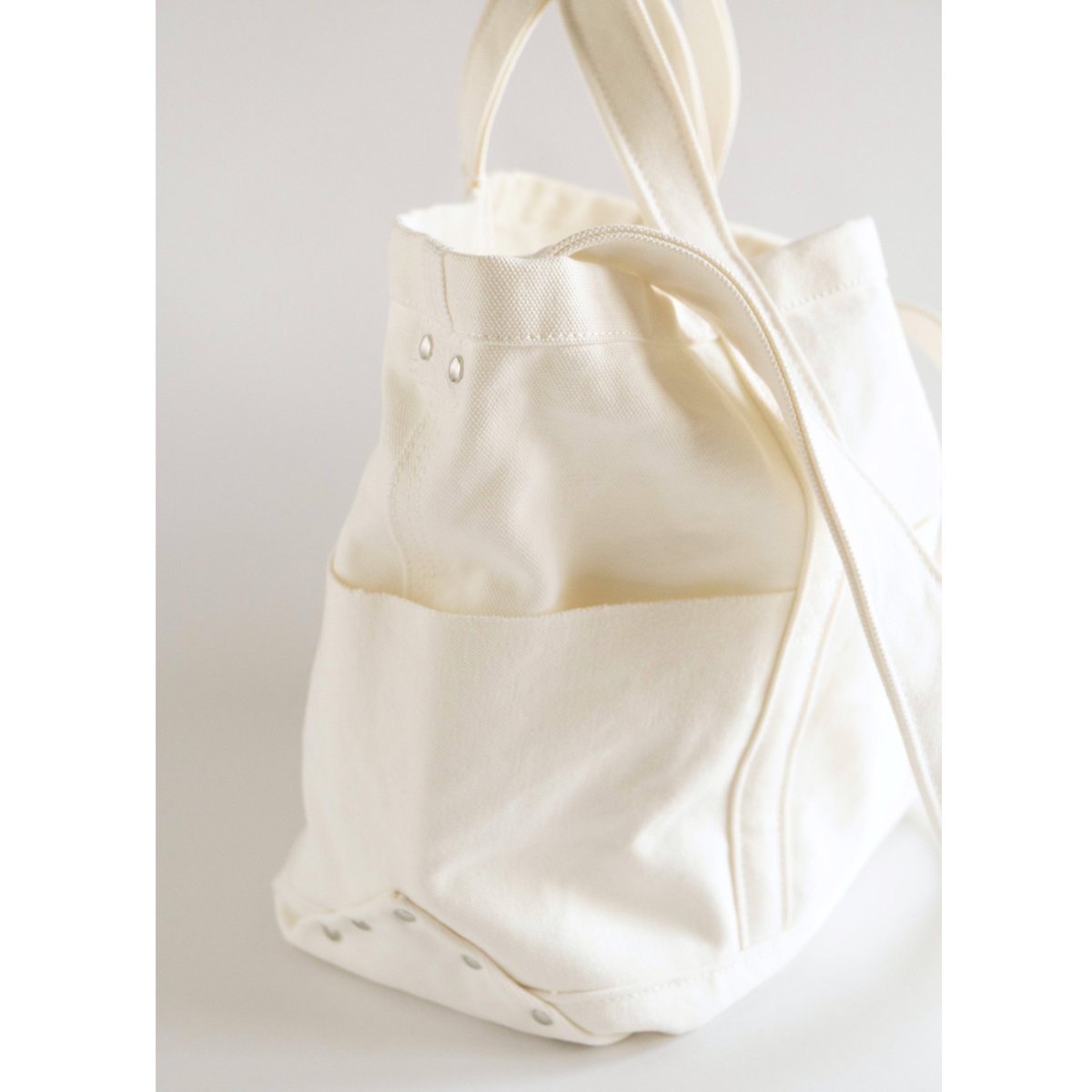 YAECA CANVAS DESIGN」Tool bag M | ぶどうのたね
