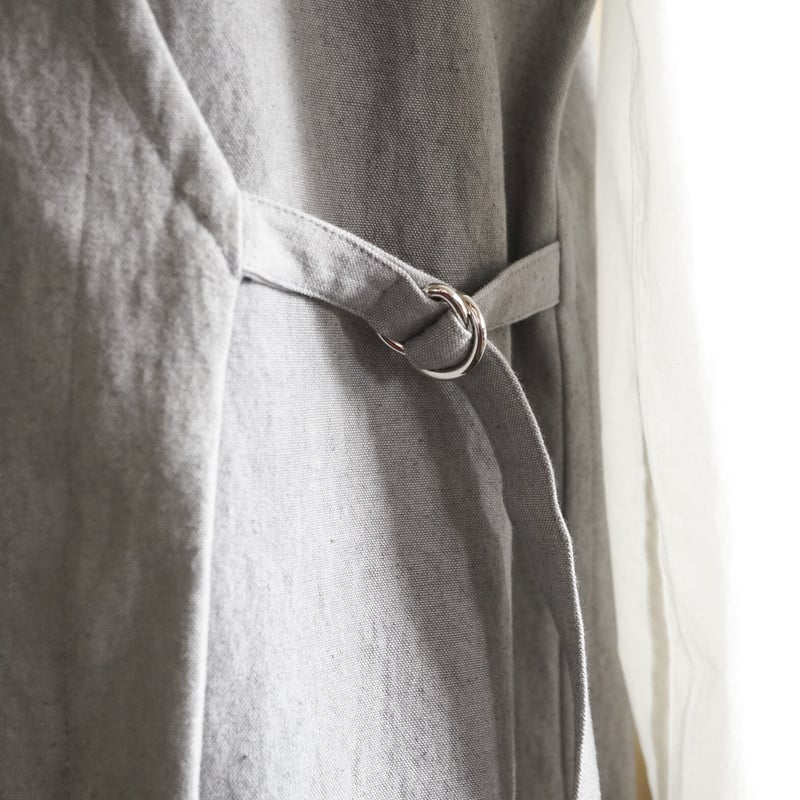 新品　未使用　ぶどうのたね エプロンドレス A COMMUNE エプロンドレス（ぶどうのたねオリジナル） | ぶどうのたね