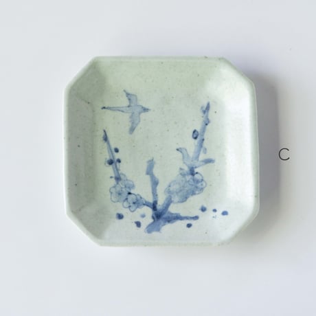 吉田崇昭　染付八角形絵替り皿