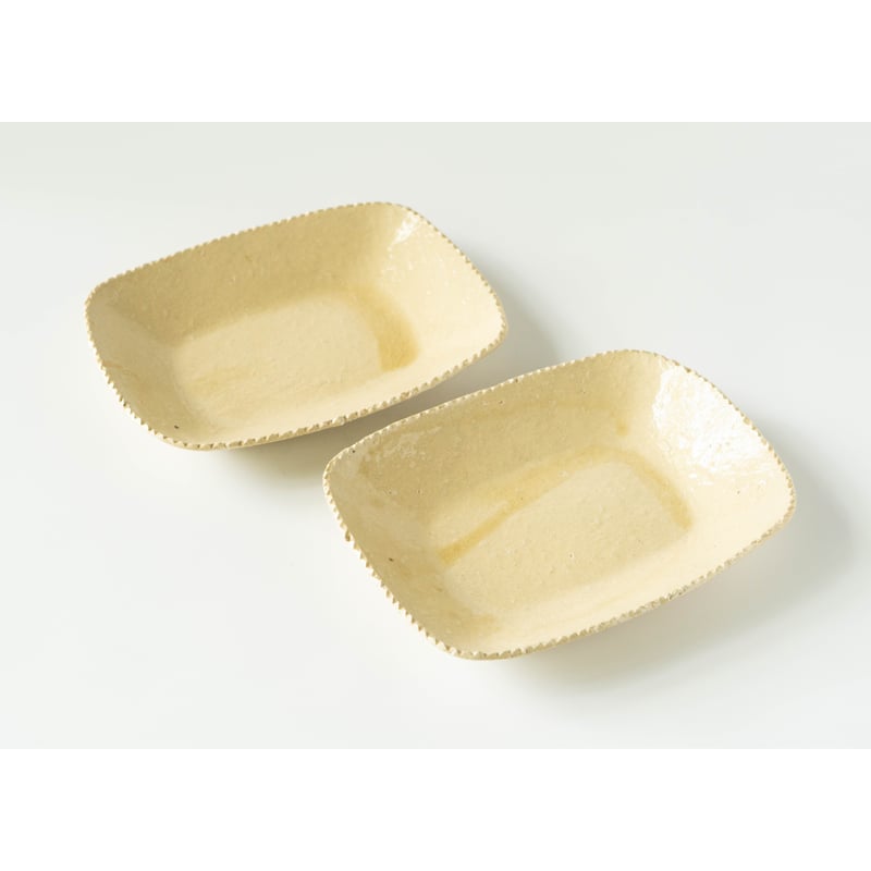 青磁象嵌　碗　箱付 安齋新・厚子 米色青磁ギザギザシカク皿M | ぶどうのたね