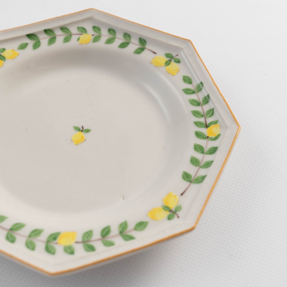 阿部慎太朗 八角深まめ皿（檸檬） | ぶどうのたね